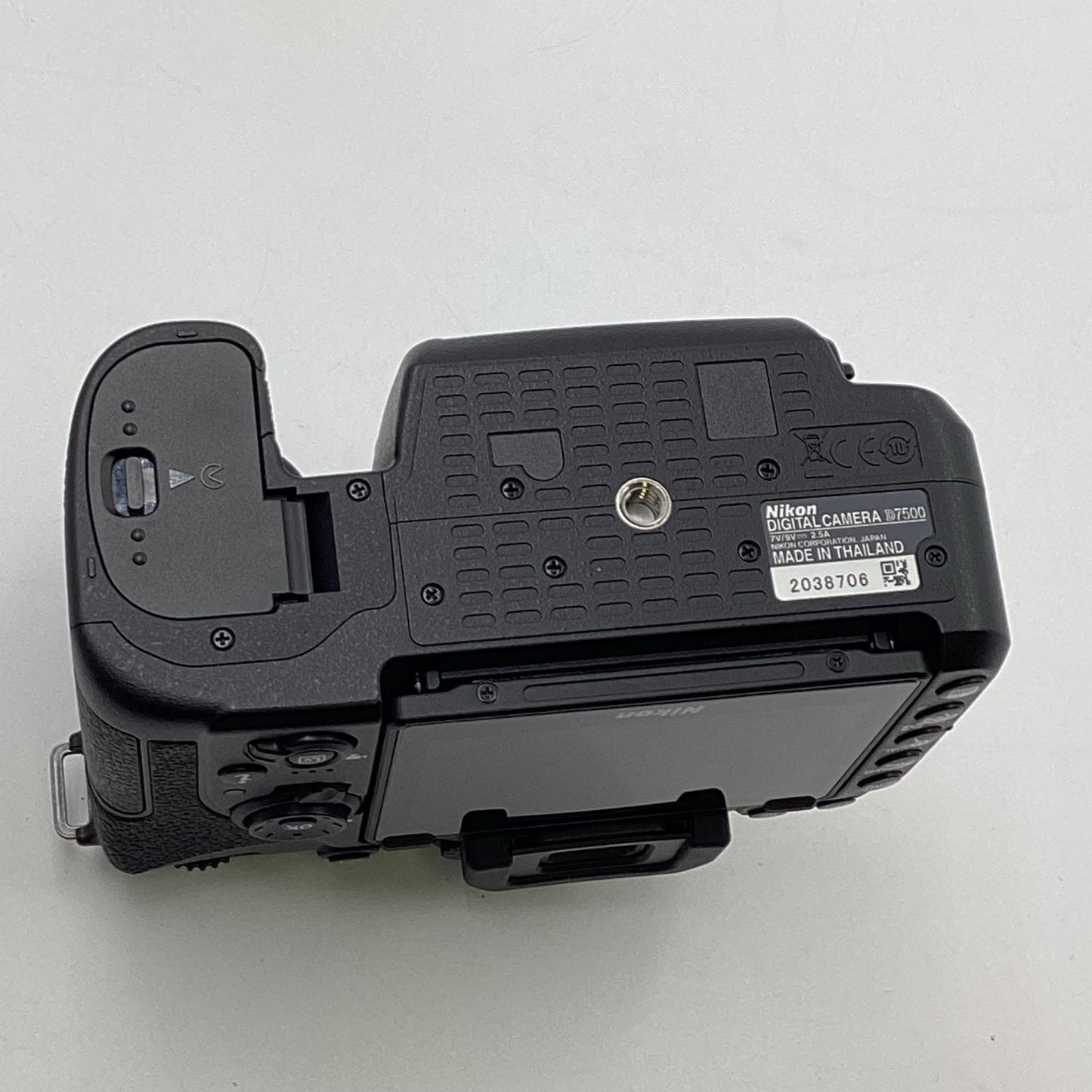 【全額返金保証】【最速発送】Nikon デジタル一眼 D7500 ボディ ブラック 美品 動作確認済