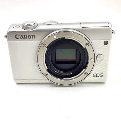 【全額返金保証】【最速発送】Canon デジタル一眼 EOS M100 ボディ ホワイト 動作確認済