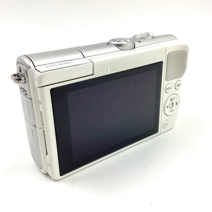 【全額返金保証】【最速発送】Canon デジタル一眼 EOS M100 ボディ ホワイト 動作確認済