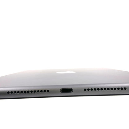 【全額返金保証】【最速発送】Apple iPad iPad 10.2インチ 第8世代 32GB スペースグレイ Wi-Fi 美品 動作確認済