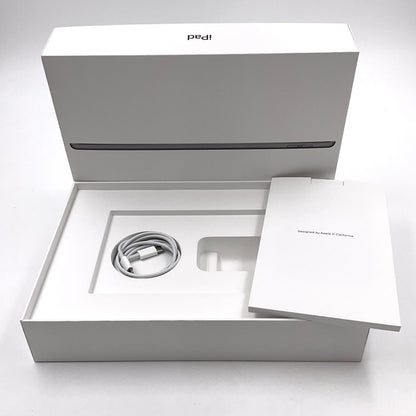 【全額返金保証】【最速発送】Apple iPad iPad 10.2インチ 第8世代 32GB スペースグレイ Wi-Fi 美品 動作確認済