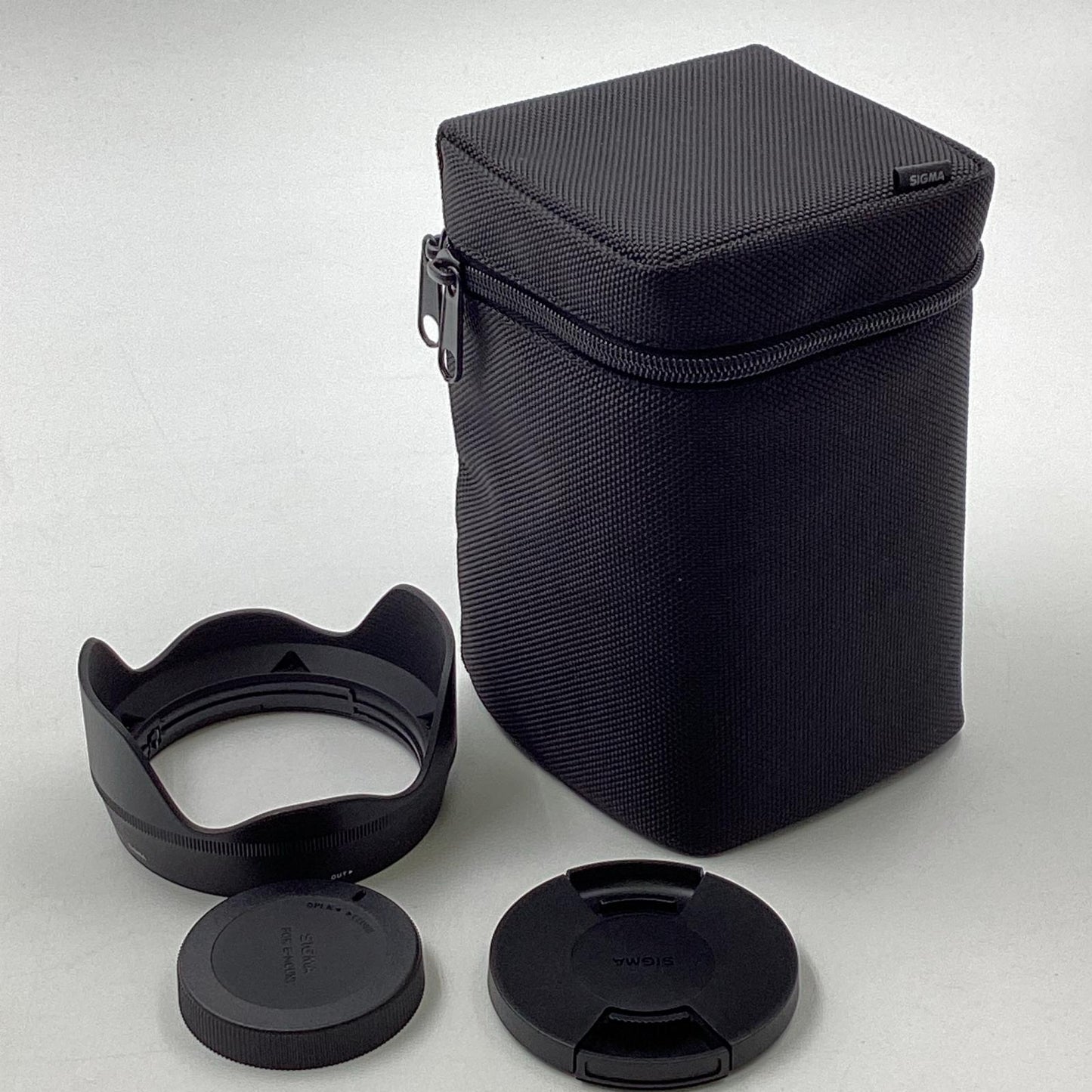 【全額返金保証】【最速発送】SIGMA 24mm F1.4 DG DN [ソニーE用] 超美品 動作確認済