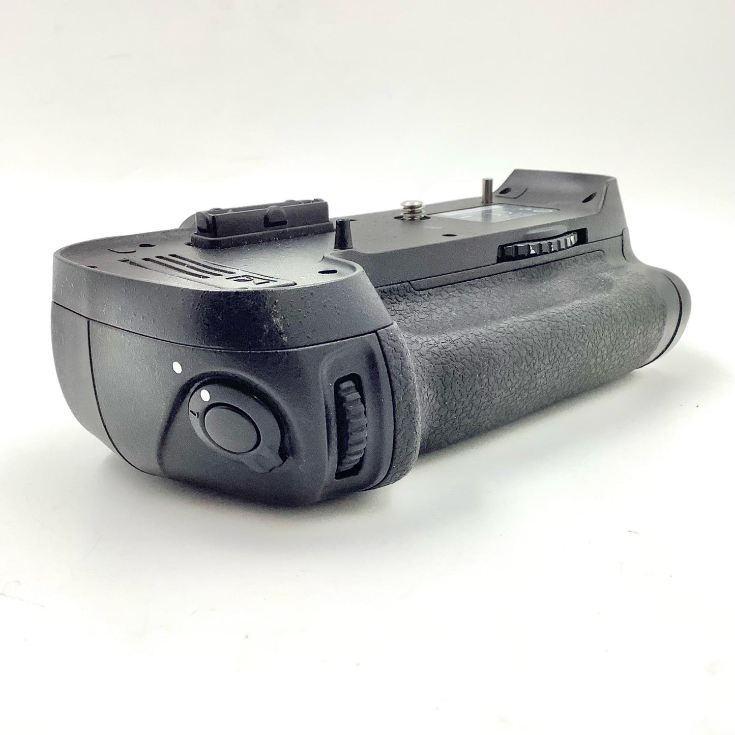 【全額返金保証】【最速発送】Nikon MB-D12 マルチパワーバッテリーパック 動作確認済