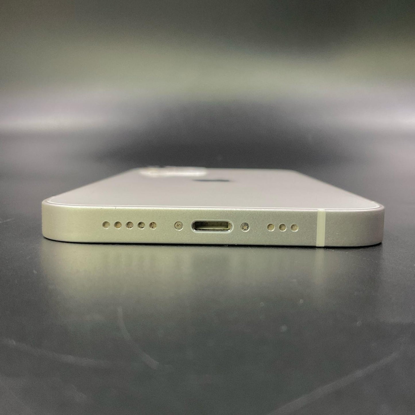 【全額返金保証】【最速発送】Apple iPhone iPhone 12 64GB ホワイト docomo 白ロム 美品 動作確認済 83%