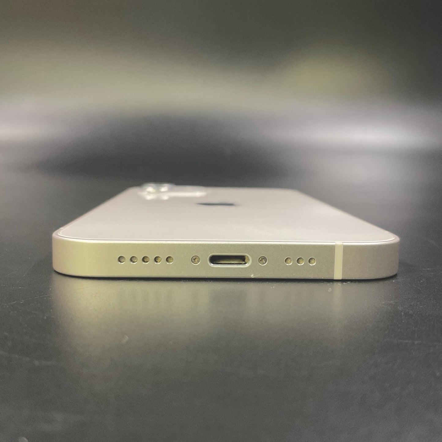 【全額返金保証】【最速発送】Apple iPhone iPhone 12 64GB ホワイト docomo 白ロム 動作確認済 86%