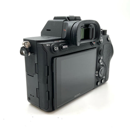 【全額返金保証】【最速発送】Sony デジタル一眼 α7R IV ILCE-7RM4 ボディ ブラック 美品 動作確認済