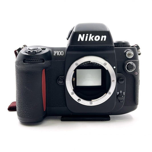 【全額返金保証】【最速発送】Nikon F100 ブラック ボディ MF-29 データバック付 動作確認済