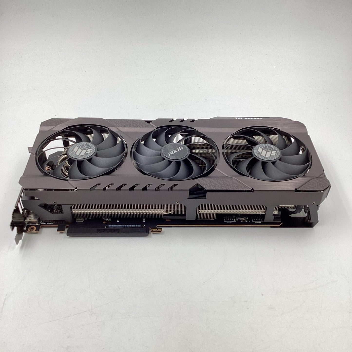 【全額返金保証】【最速発送】ASUS グラフィックボード AMD RADEON RX 6800 XT TUF-RX6800XT-O16G-GAMING 美品 動作確認済