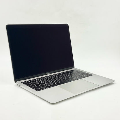 【全額返金保証】【最速発送】Apple MacBook Air 13.3インチ 2018 1.6 GHz Intel Core i5 8GB SSD 256GB シルバー 88.6% 動作確認済