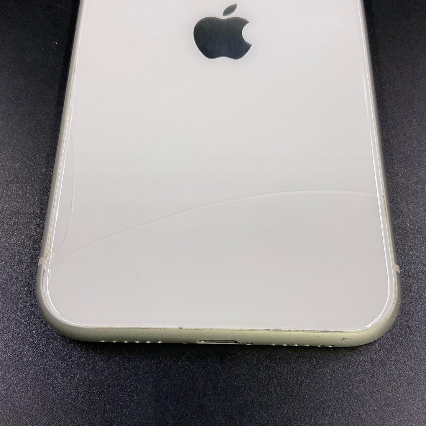 【全額返金保証】【最速発送】Apple iPhone iPhone 11 256GB ホワイト SIMフリー 動作確認済 73%