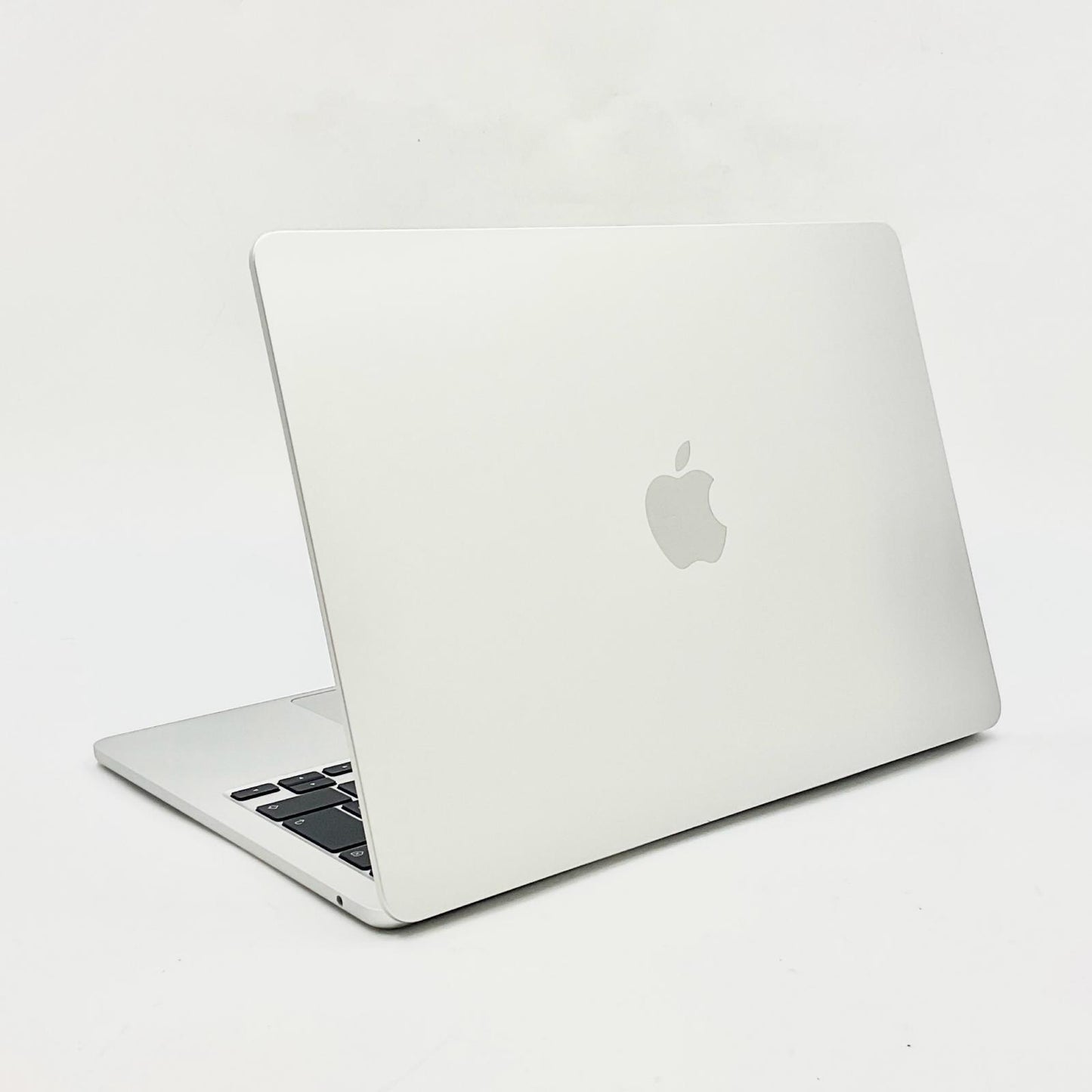 【全額返金保証】【最速発送】Apple MacBook Air 13.6インチ 2022 Apple M2 24GB SSD 512GB シルバー 100% 超美品 動作確認済
