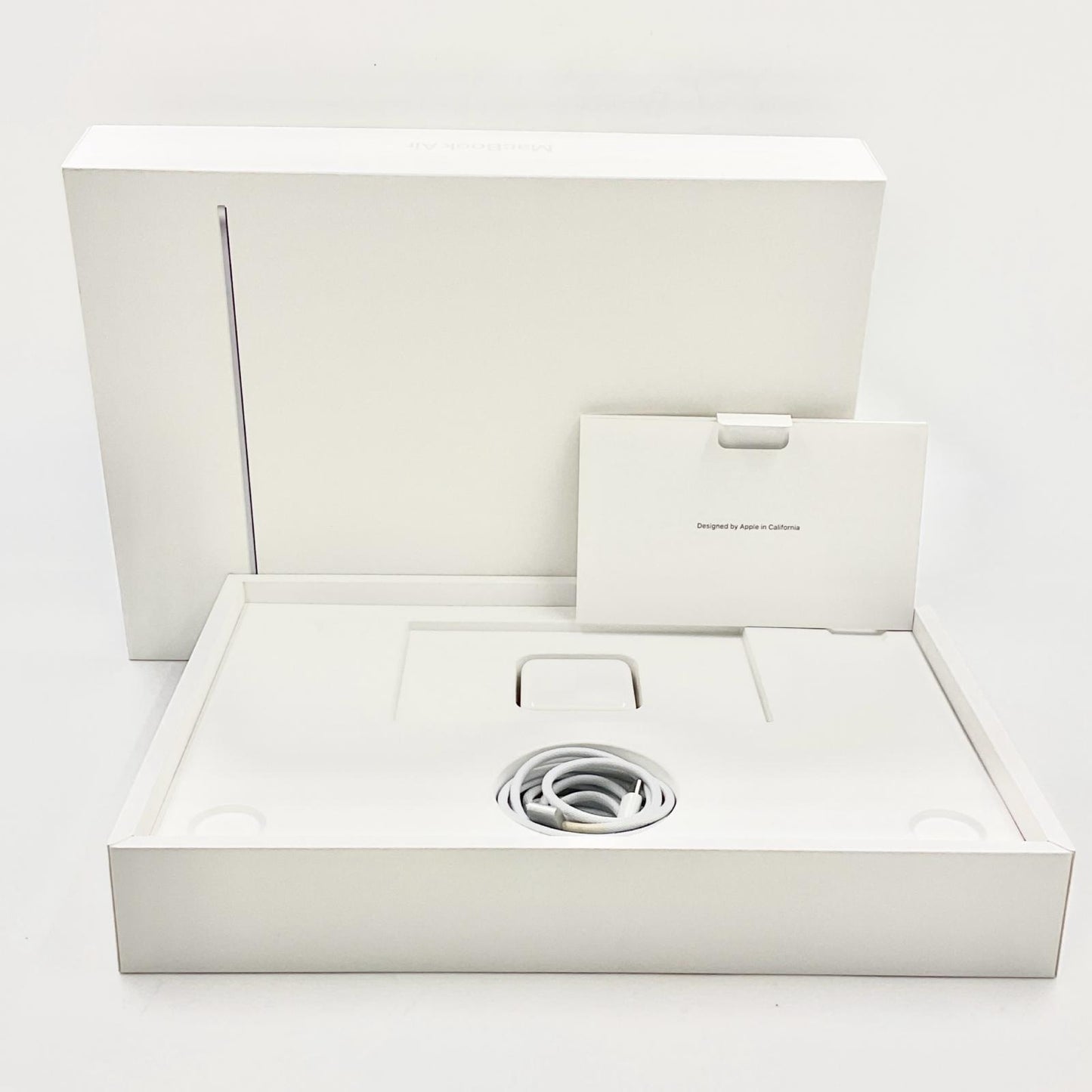 【全額返金保証】【最速発送】Apple MacBook Air 13.6インチ 2022 Apple M2 24GB SSD 512GB シルバー 100% 超美品 動作確認済