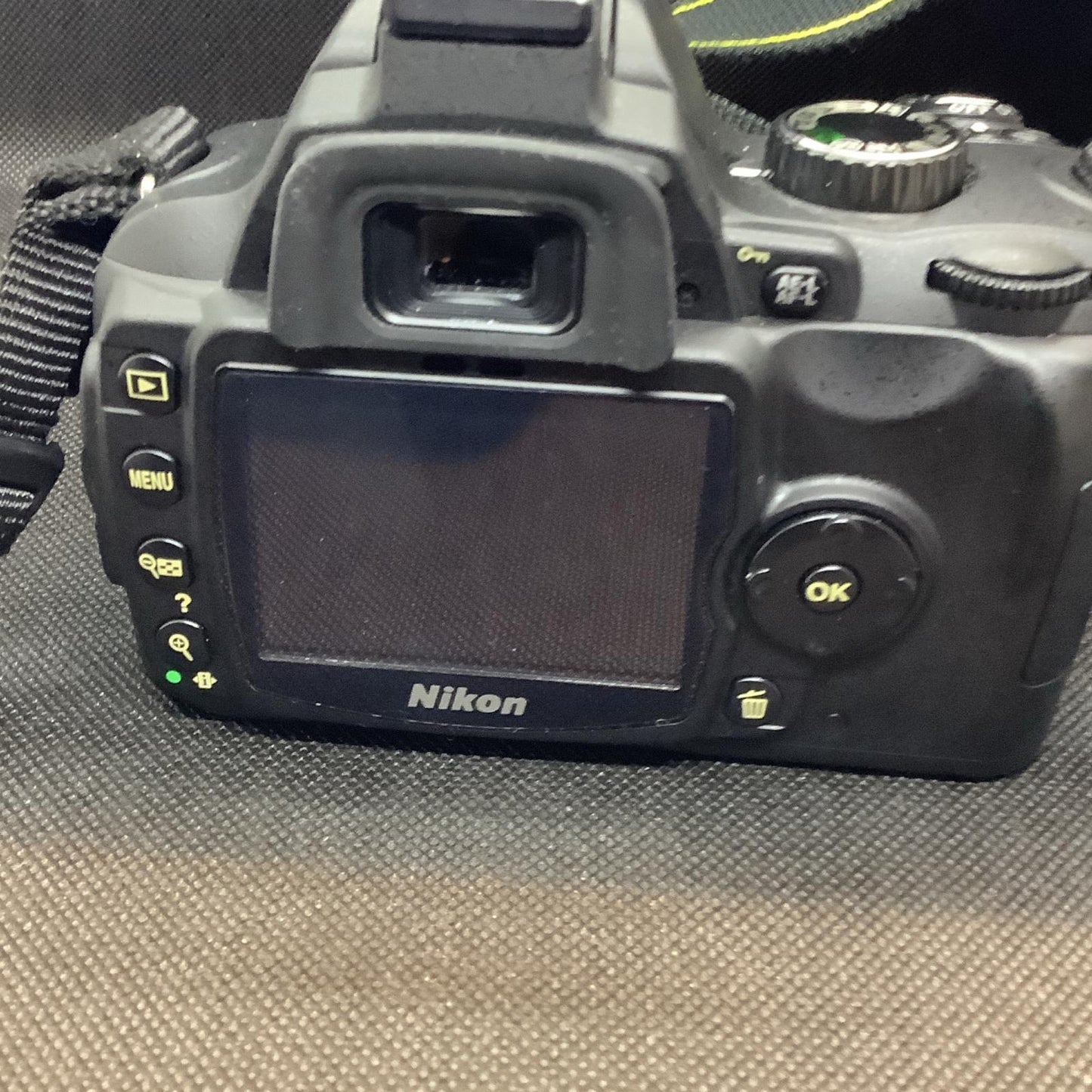 【最速発送】Nikon デジタル一眼 D60 ボディ ブラック【難有】