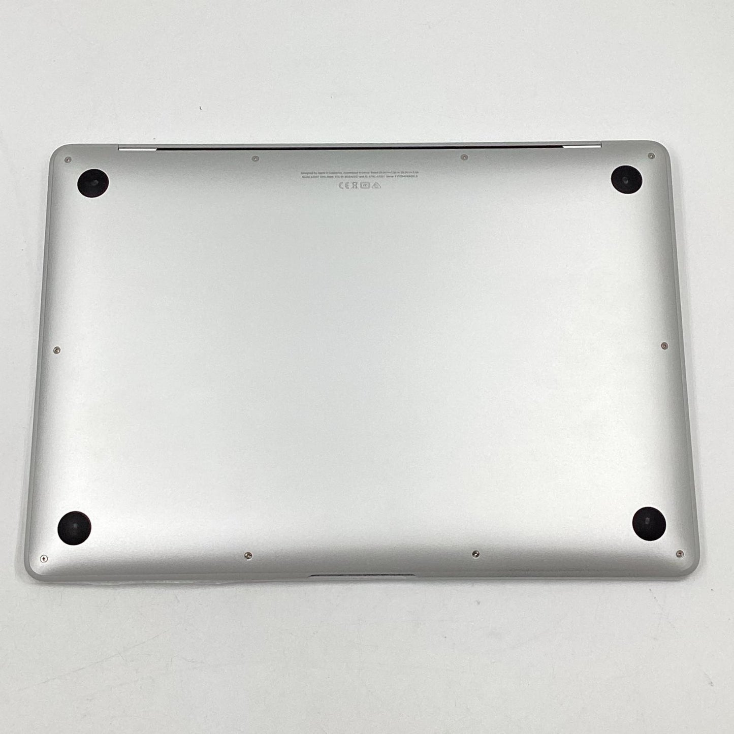 【全額返金保証】【最速発送】Apple MacBook Air 13.3インチ 2020 Apple M1 8GB SSD 512GB シルバー 94.5% 動作確認済