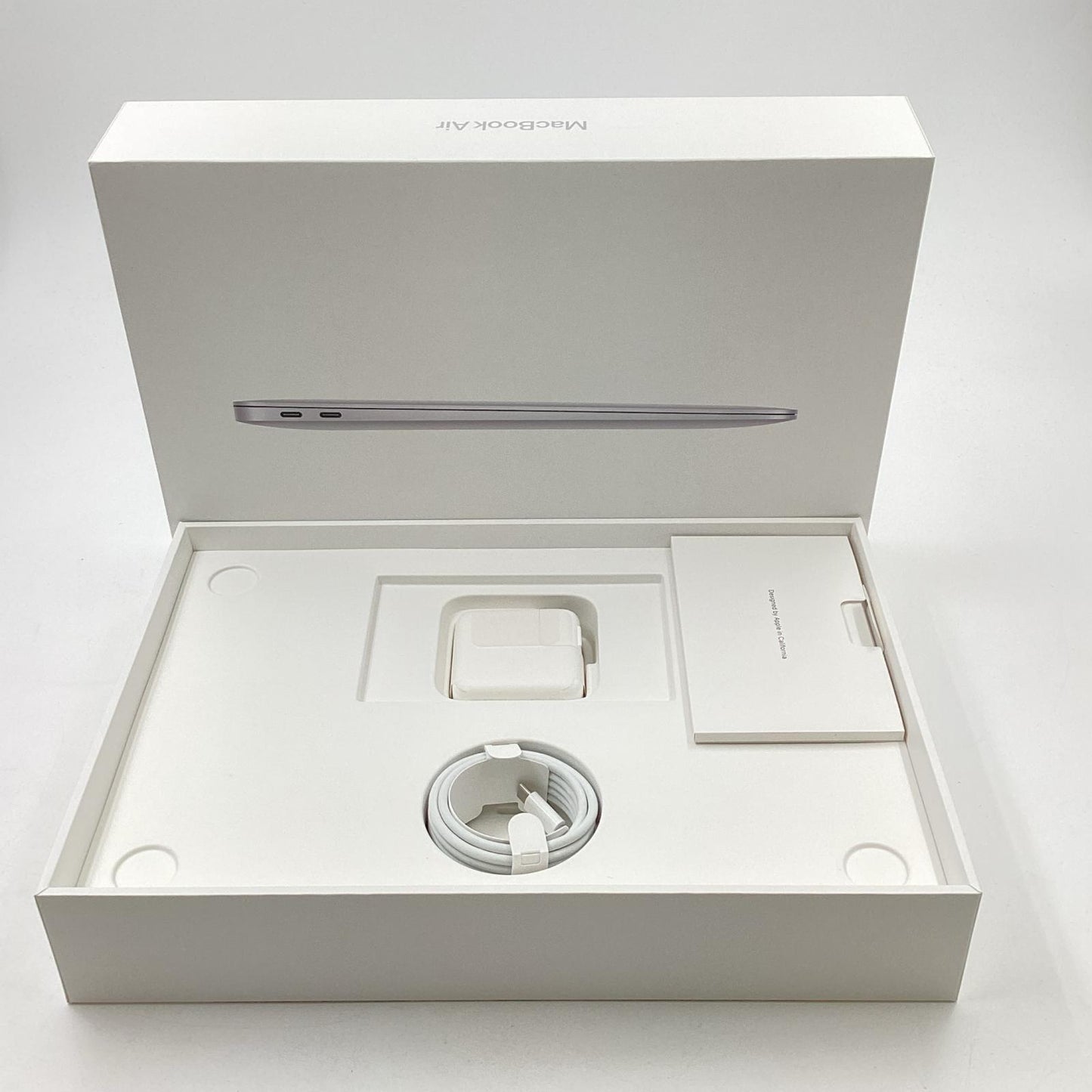 【全額返金保証】【最速発送】Apple MacBook Air 13.3インチ 2020 Apple M1 8GB SSD 512GB シルバー 94.5% 動作確認済