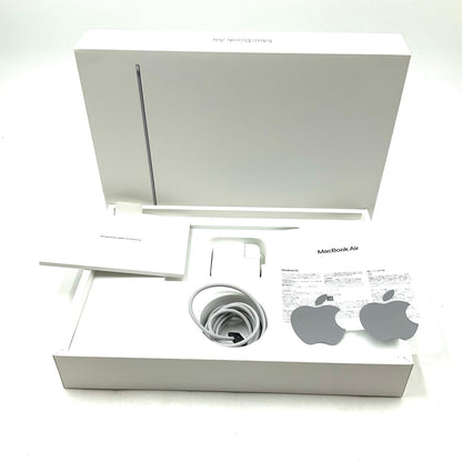 【全額返金保証】【最速発送】Apple MacBook Air 13.6インチ 2022 Apple M2 8GB SSD 256GB スペースグレイ 100% 超美品 動作確認済