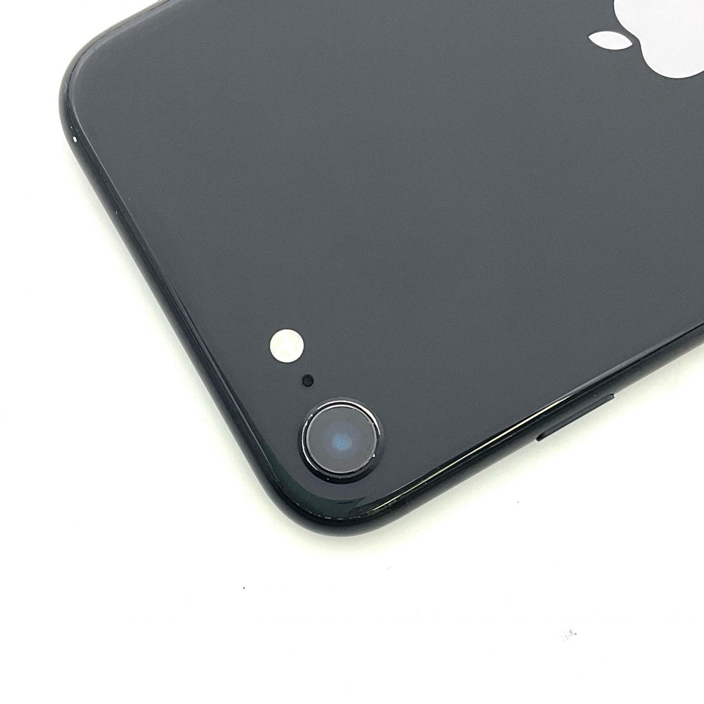 【全額返金保証】【最速発送】Apple iPhone iPhone SE（第2世代） 64GB ブラック Softbank 白ロム 動作確認済 85%