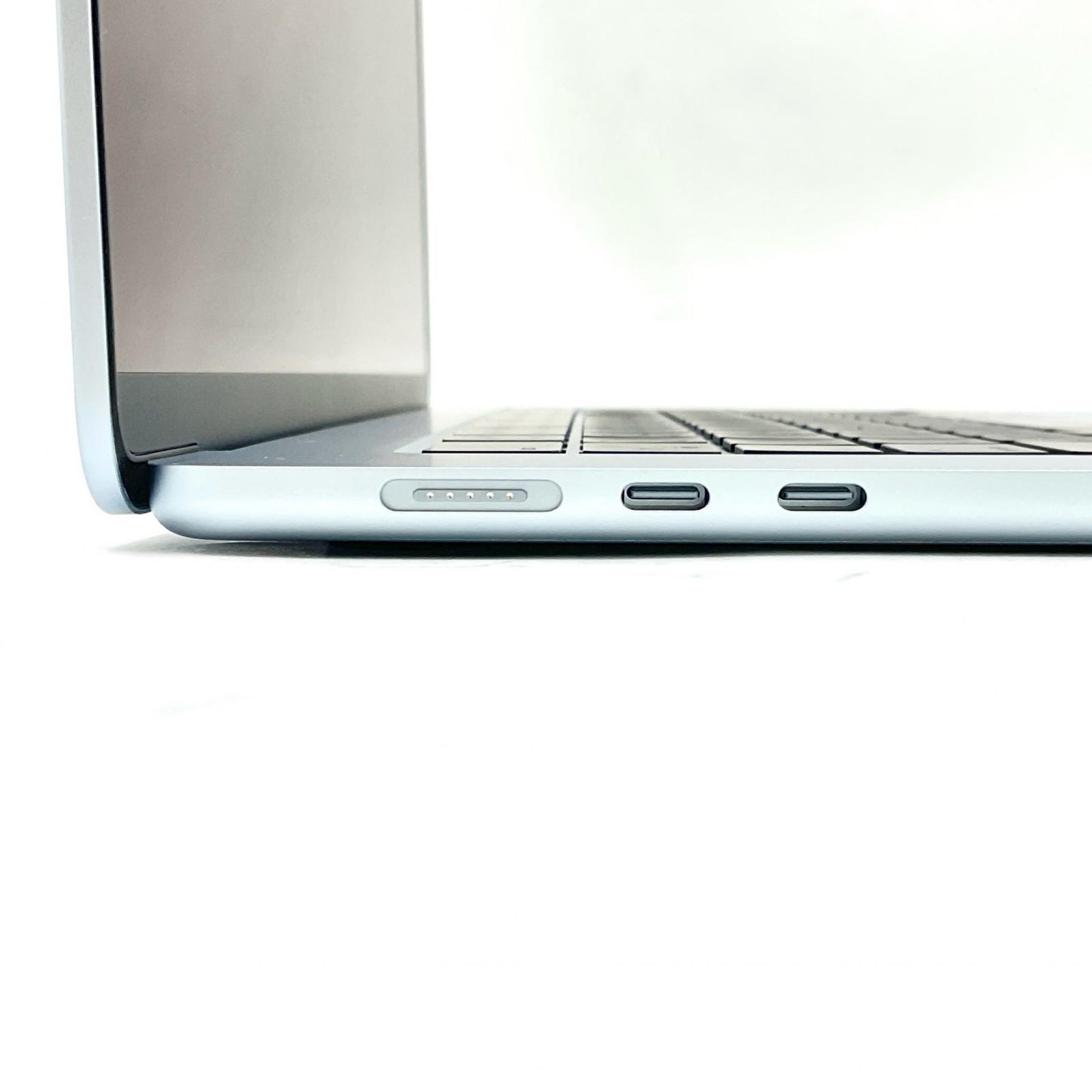 【全額返金保証】【最速発送】Apple MacBook Air 15.3インチ 2025 Apple M4 16GB SSD 256GB スカイブルー 100% 超美品 動作確認済