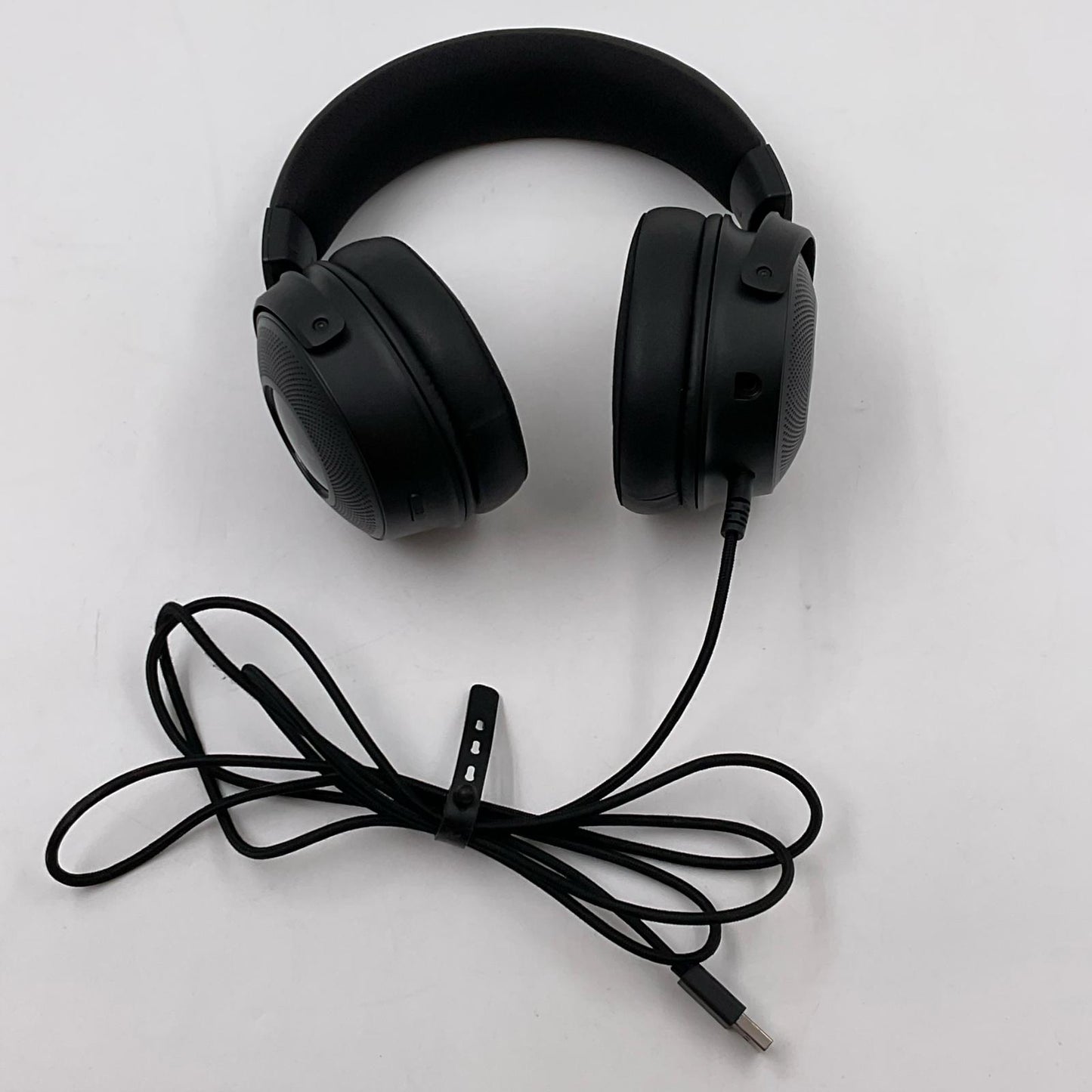 【全額返金保証】【最速発送】Razer Kraken V3 HyperSense RZ04-03770100-R3M1 RZ04-03770100-R3M1 動作確認済
