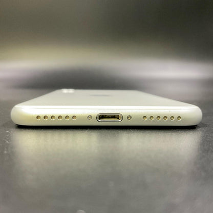 【全額返金保証】【最速発送】Apple iPhone iPhone SE（第2世代） 256GB ホワイト SIMフリー 動作確認済 100%