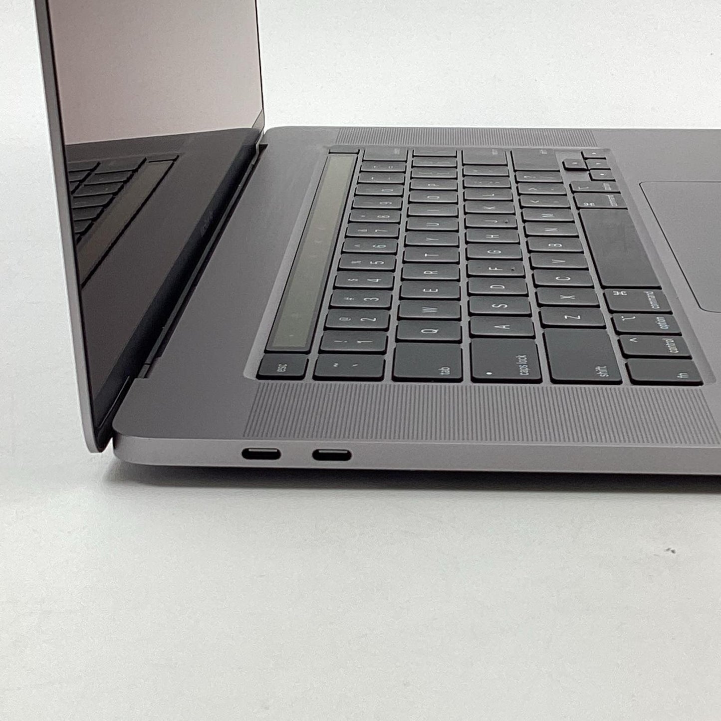 【全額返金保証】【最速発送】Apple MacBook Pro 16インチ 2019 2.4GHz 8コア Intel Core i9 32GB SSD 2TB スペースグレイ 81.7% 動作確認済