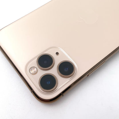 【全額返金保証】【最速発送】Apple iPhone iPhone 11 Pro 256GB ゴールド docomo 白ロム 動作確認済 70%