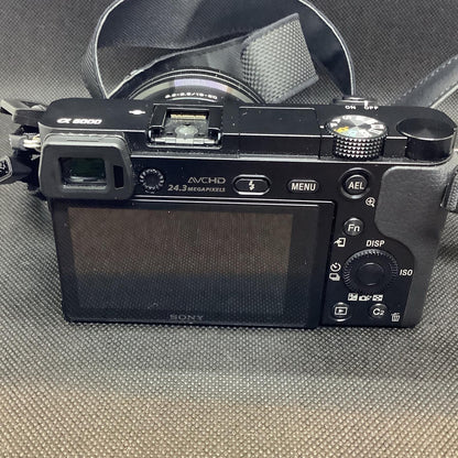 【全額返金保証】【最速発送】Sony デジタル一眼 α6000 ILCE-6000L パワーズームレンズキット [ブラック] ブラック 動作確認済