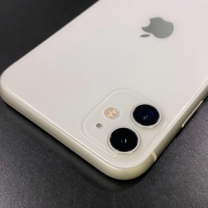 【全額返金保証】【最速発送】Apple iPhone iPhone 11 128GB ホワイト docomo 白ロム 動作確認済 80%