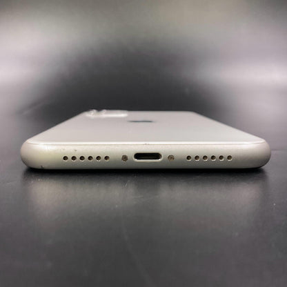 【全額返金保証】【最速発送】Apple iPhone iPhone 11 128GB ホワイト docomo 白ロム 動作確認済 80%