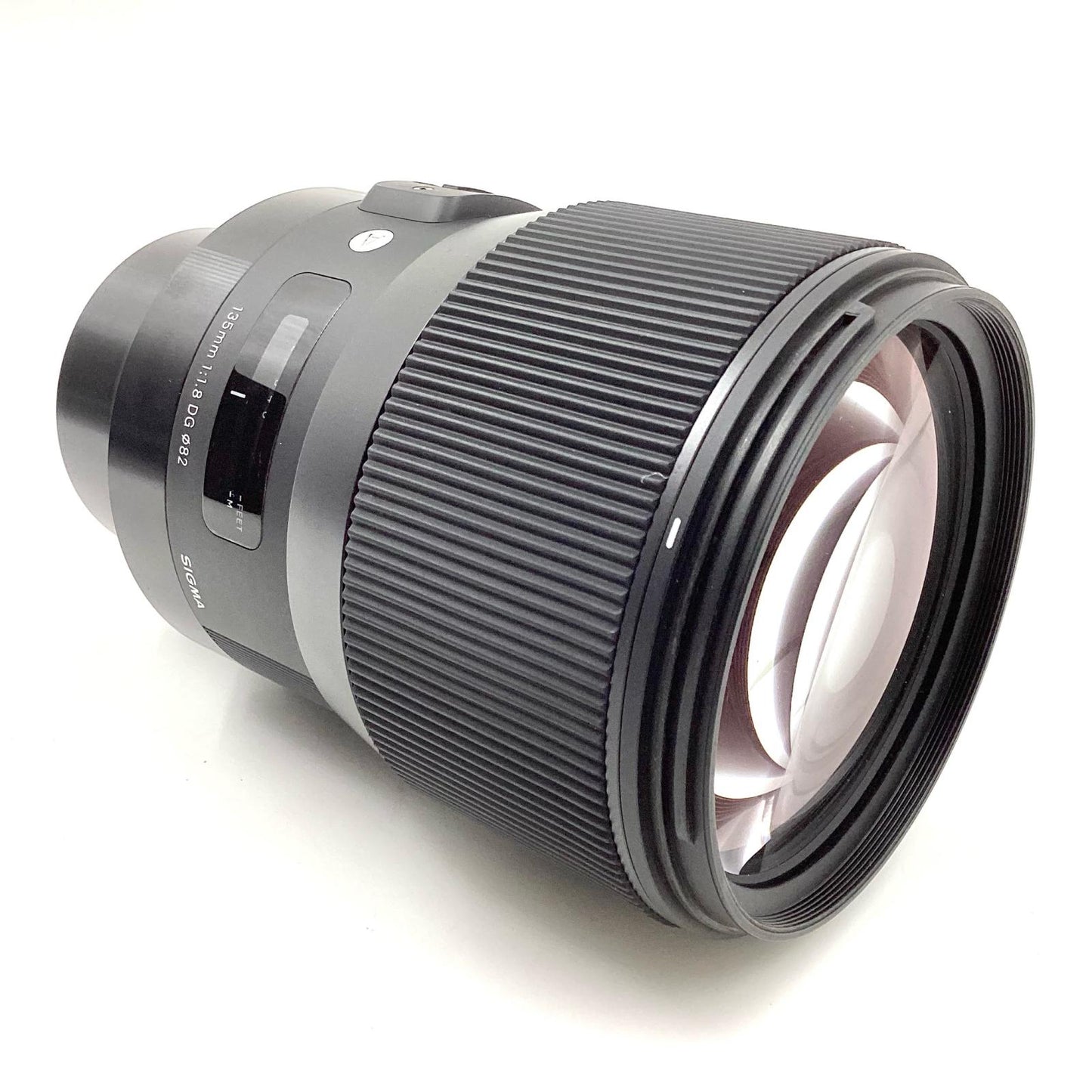 【全額返金保証】【最速発送】SIGMA 135mm F1.8 DG HSM [ソニーE用] 動作確認済