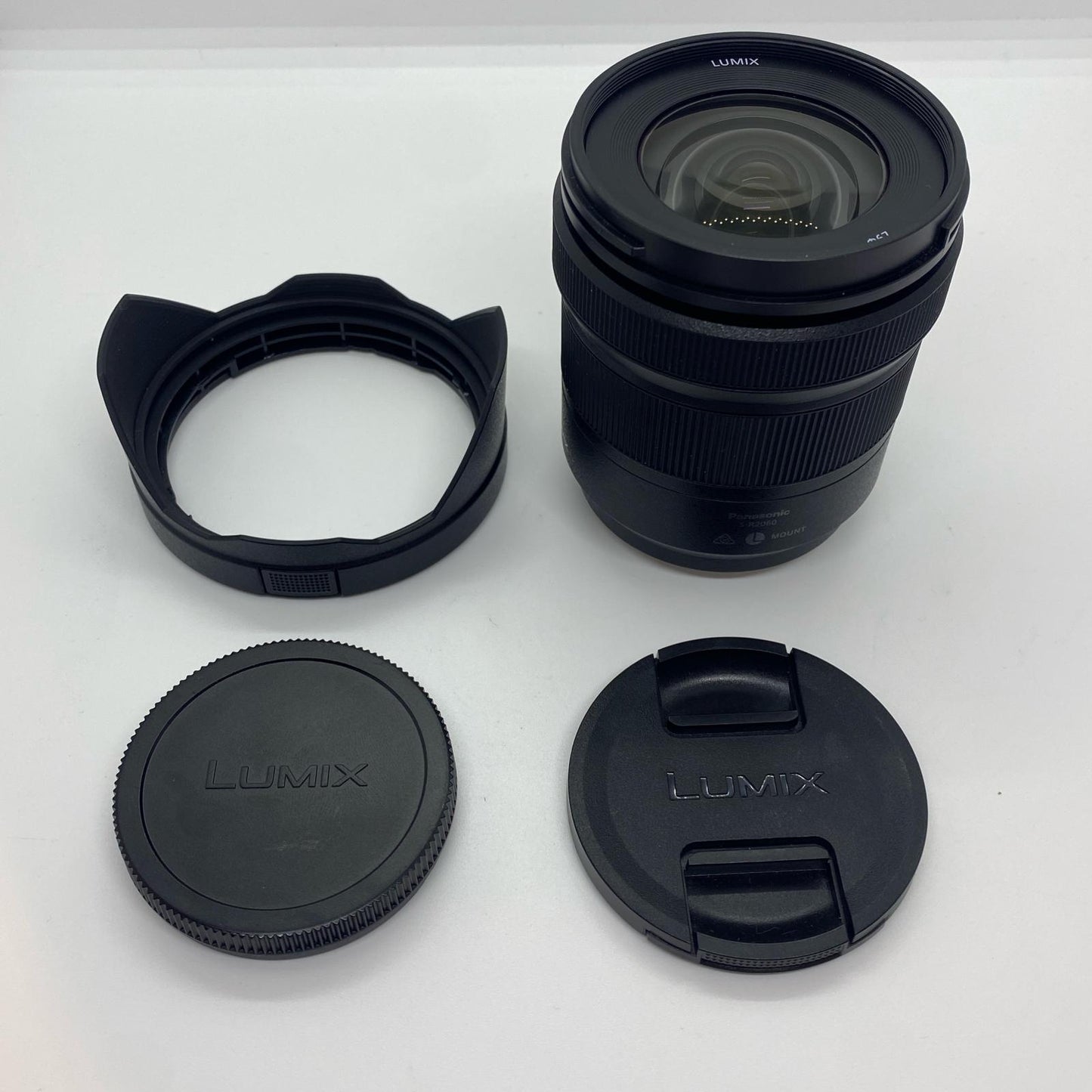 【全額返金保証】【最速発送】Panasonic デジタル一眼 LUMIX DC-S5M2W ダブルレンズキット ブラック 超美品 動作確認済