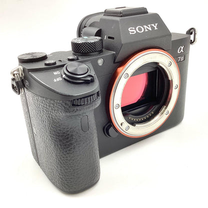 【全額返金保証】【最速発送】Sony デジタル一眼 α7 III ILCE-7M3 ボディ ブラック 動作確認済