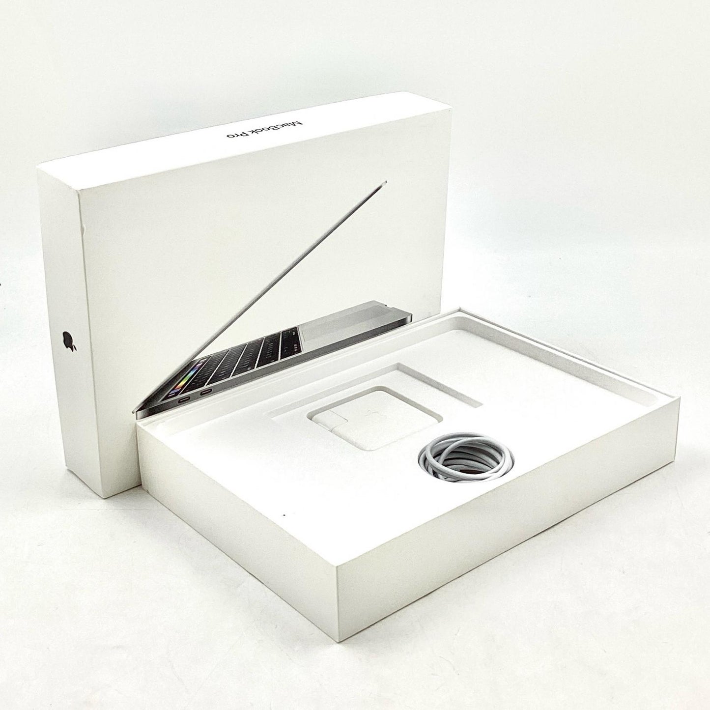 【全額返金保証】【最速発送】Apple MacBook Pro 13.3インチ 2016 2.9 GHz デュアルコア Intel Core i5 8GB SSD 512GB スペースグレイ 85.1% 動作確認済