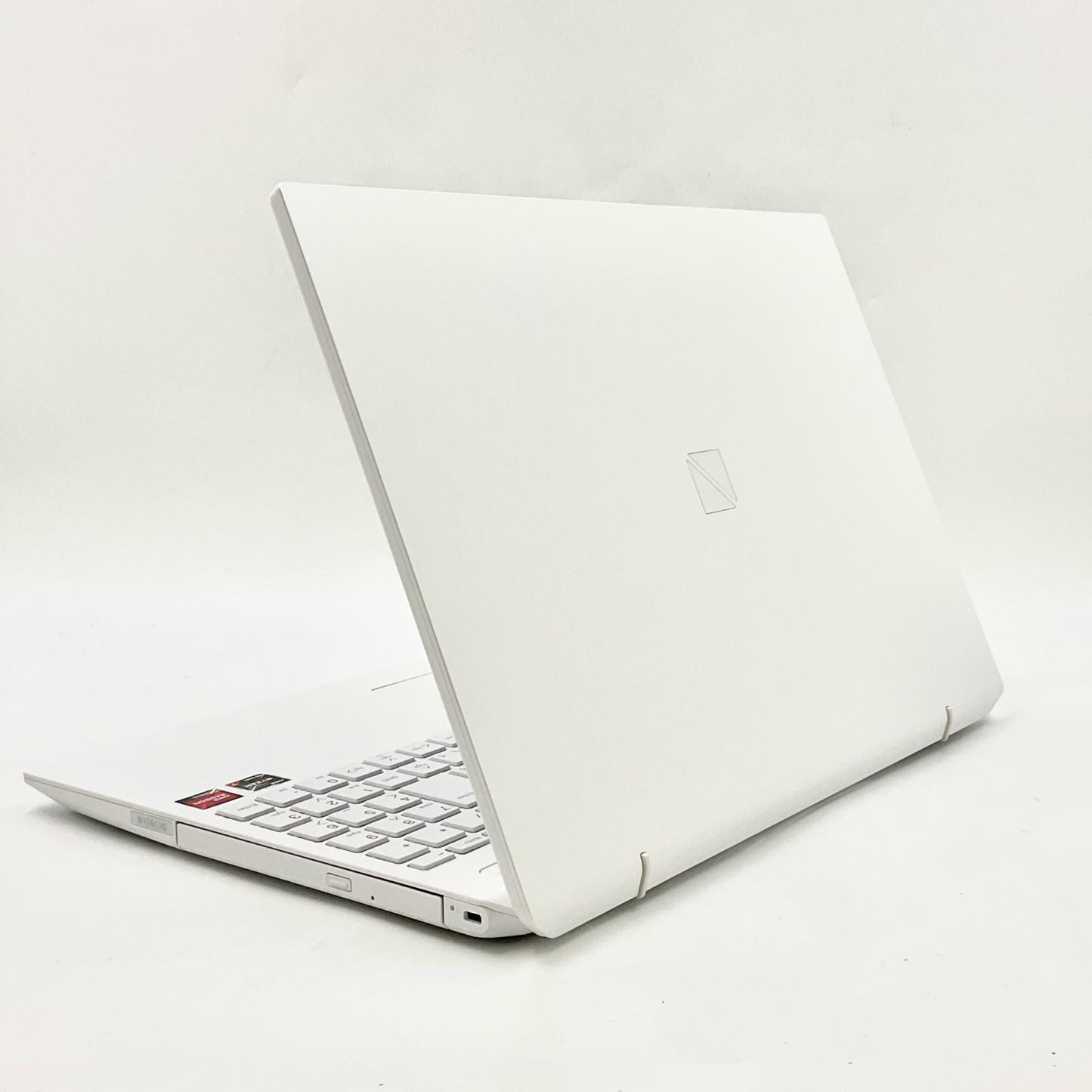 【全額返金保証】【最速発送】NEC LAVIE PC-N156CGAW AMD Ryzen 7 7730U with Radeon Graphics 2.00GHz 8GB M.2 SSD 256GB 98.0% 超美品 動作確認済
