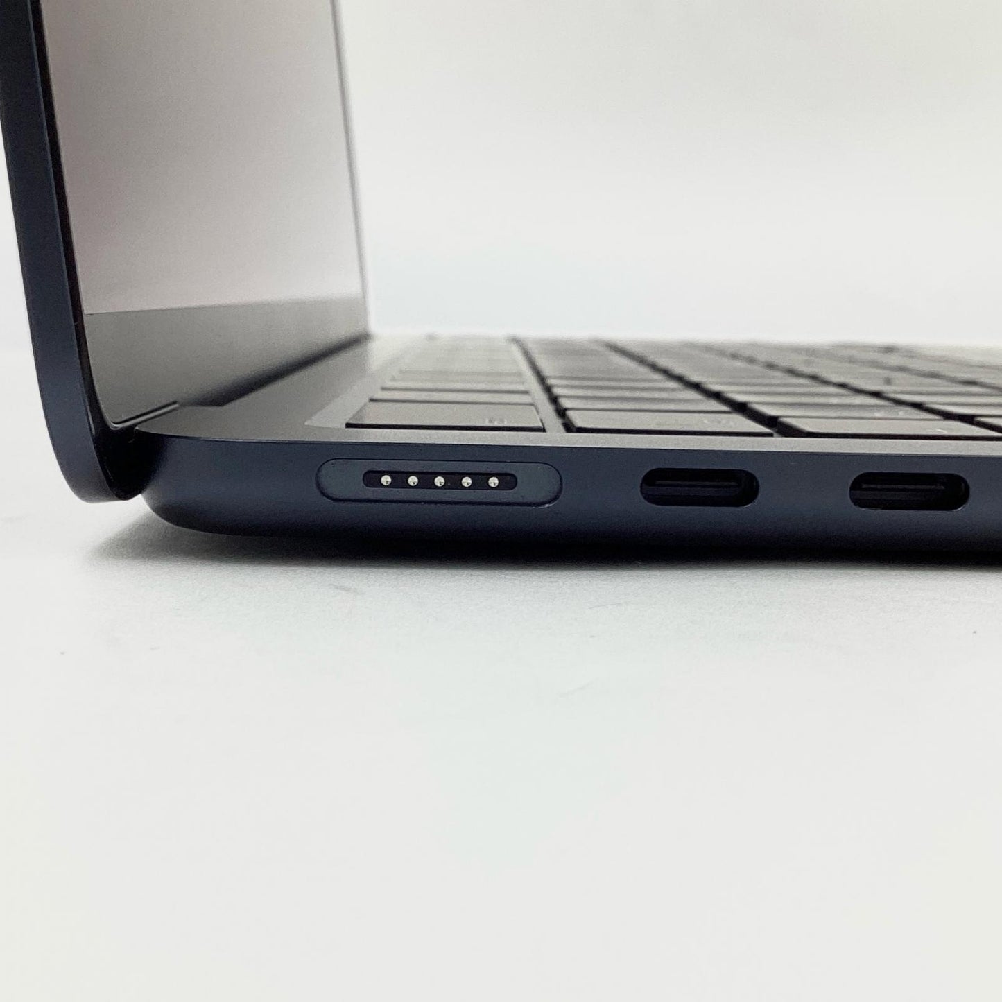 【全額返金保証】【最速発送】Apple MacBook Air 13.6インチ 2022 Apple M2 16GB SSD 256GB ミッドナイト 100% 超美品 動作確認済