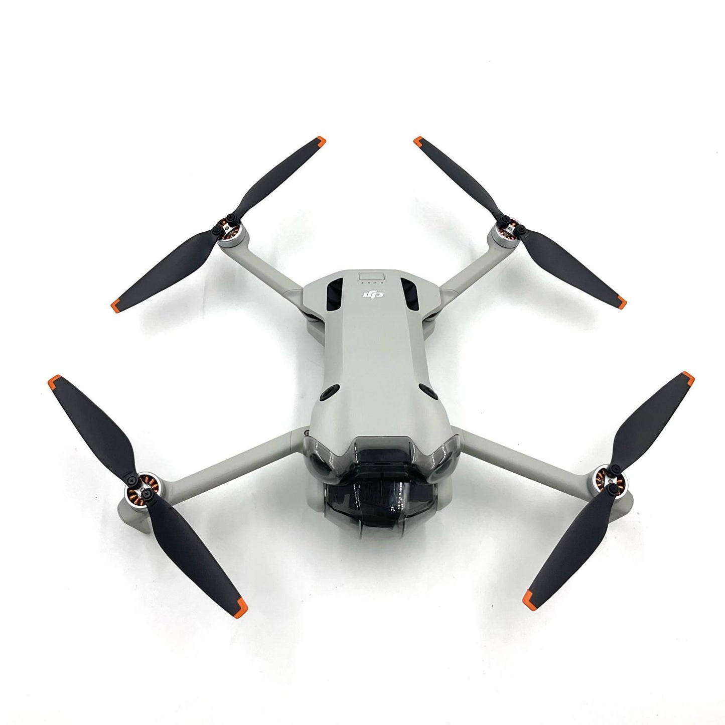 【全額返金保証】【最速発送】DJI DJI Mini 4 Pro Fly Moreコンボ Plus (DJI RC 2付属) 美品 動作確認済