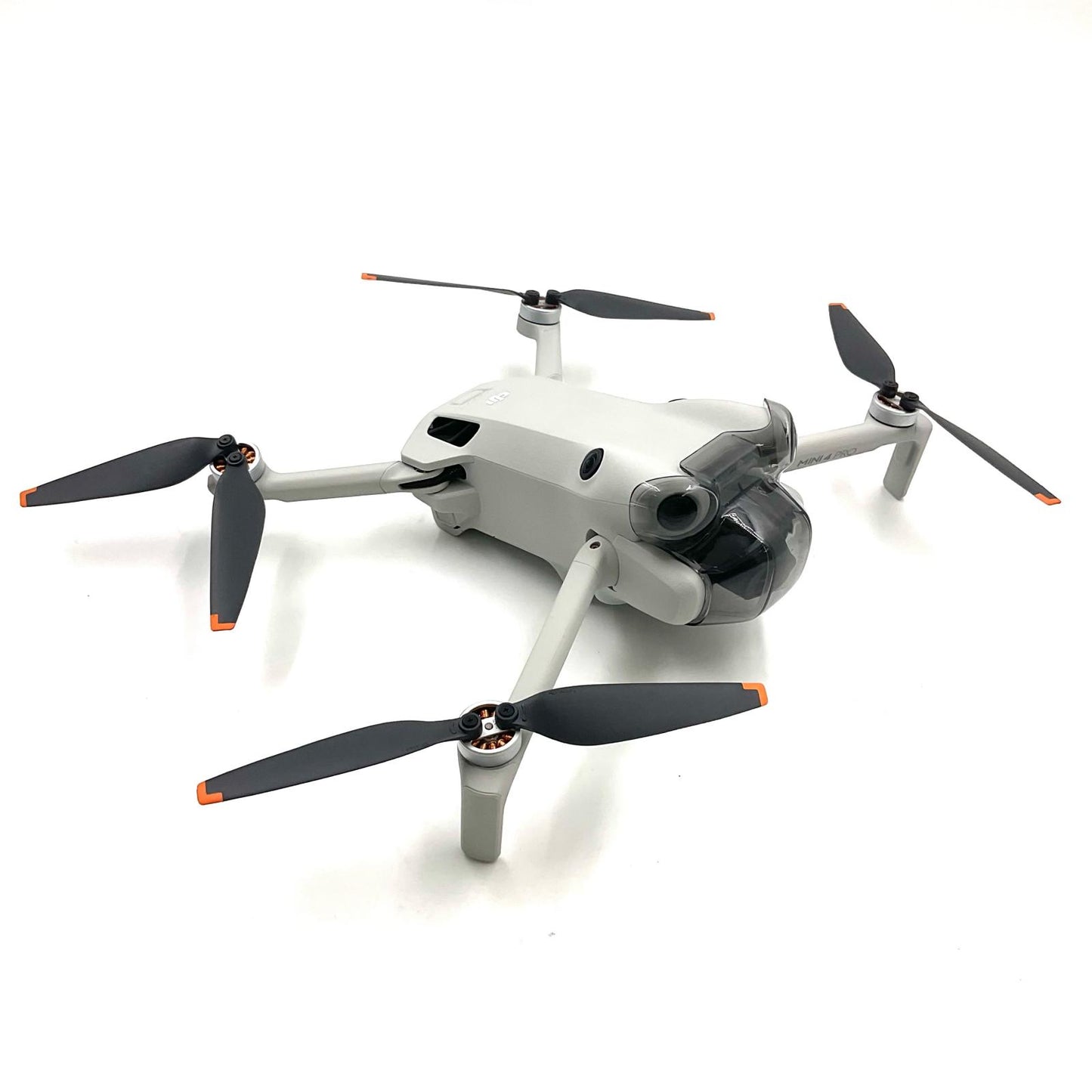 【全額返金保証】【最速発送】DJI DJI Mini 4 Pro Fly Moreコンボ Plus (DJI RC 2付属) 美品 動作確認済