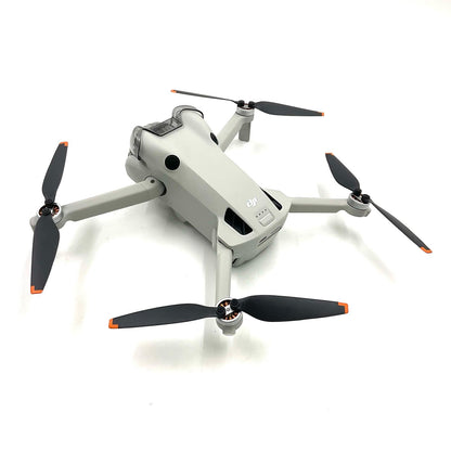 【全額返金保証】【最速発送】DJI DJI Mini 4 Pro Fly Moreコンボ Plus (DJI RC 2付属) 美品 動作確認済