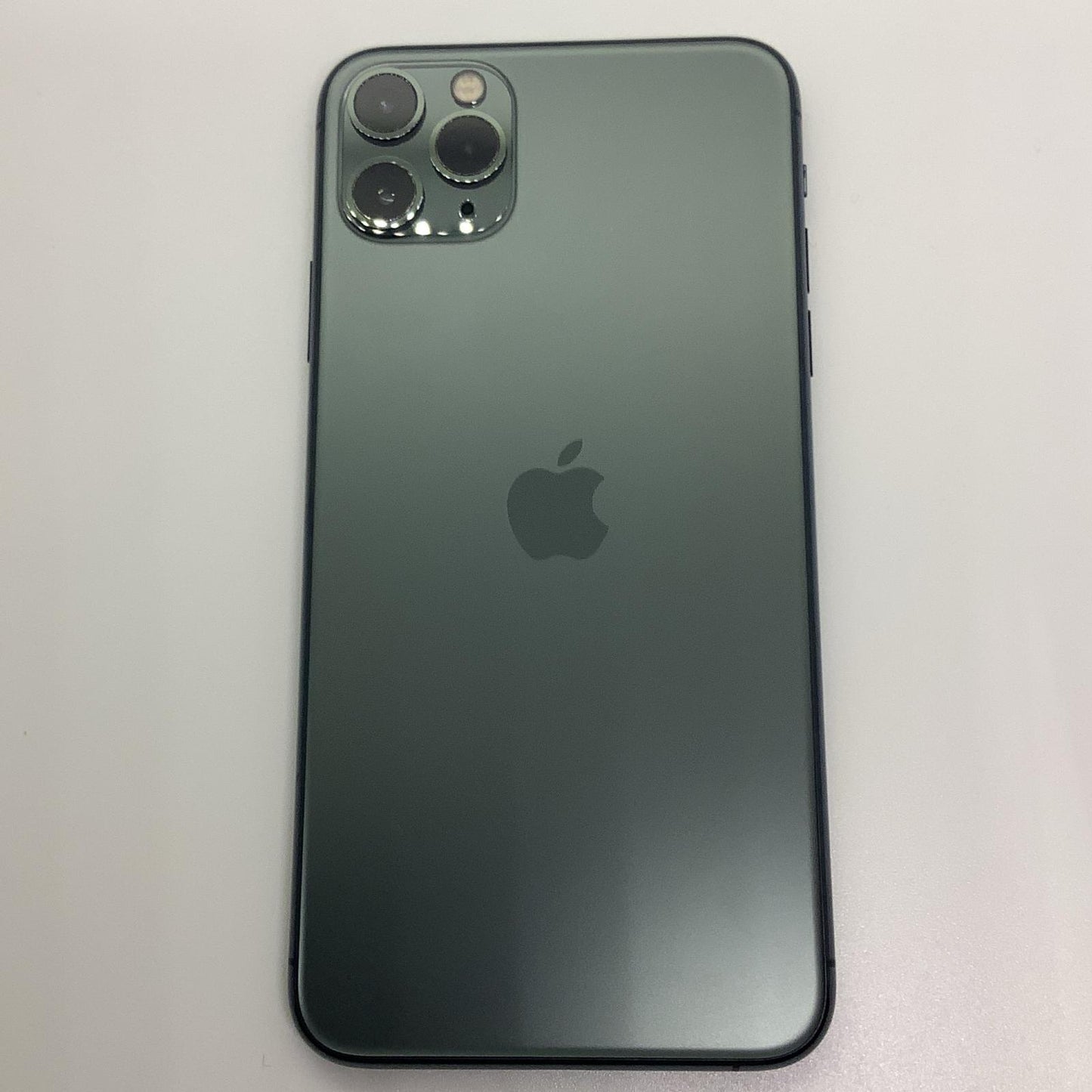 【全額返金保証】【最速発送】Apple iPhone iPhone 11 Pro Max 256GB ミッドナイトグリーン docomo 白ロム 動作確認済 80%