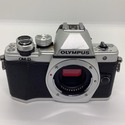 【最速発送】FUJIFILM デジタル一眼 OM-D E-M10 Mark II ボディ[シルバー] シルバー【難有】
