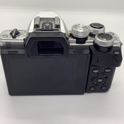 【最速発送】FUJIFILM デジタル一眼 OM-D E-M10 Mark II ボディ[シルバー] シルバー【難有】