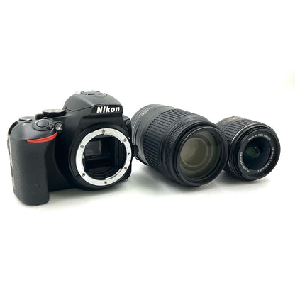 【全額返金保証】【最速発送】Nikon デジタル一眼 D5500 ダブルズームキット ブラック 美品 動作確認済
