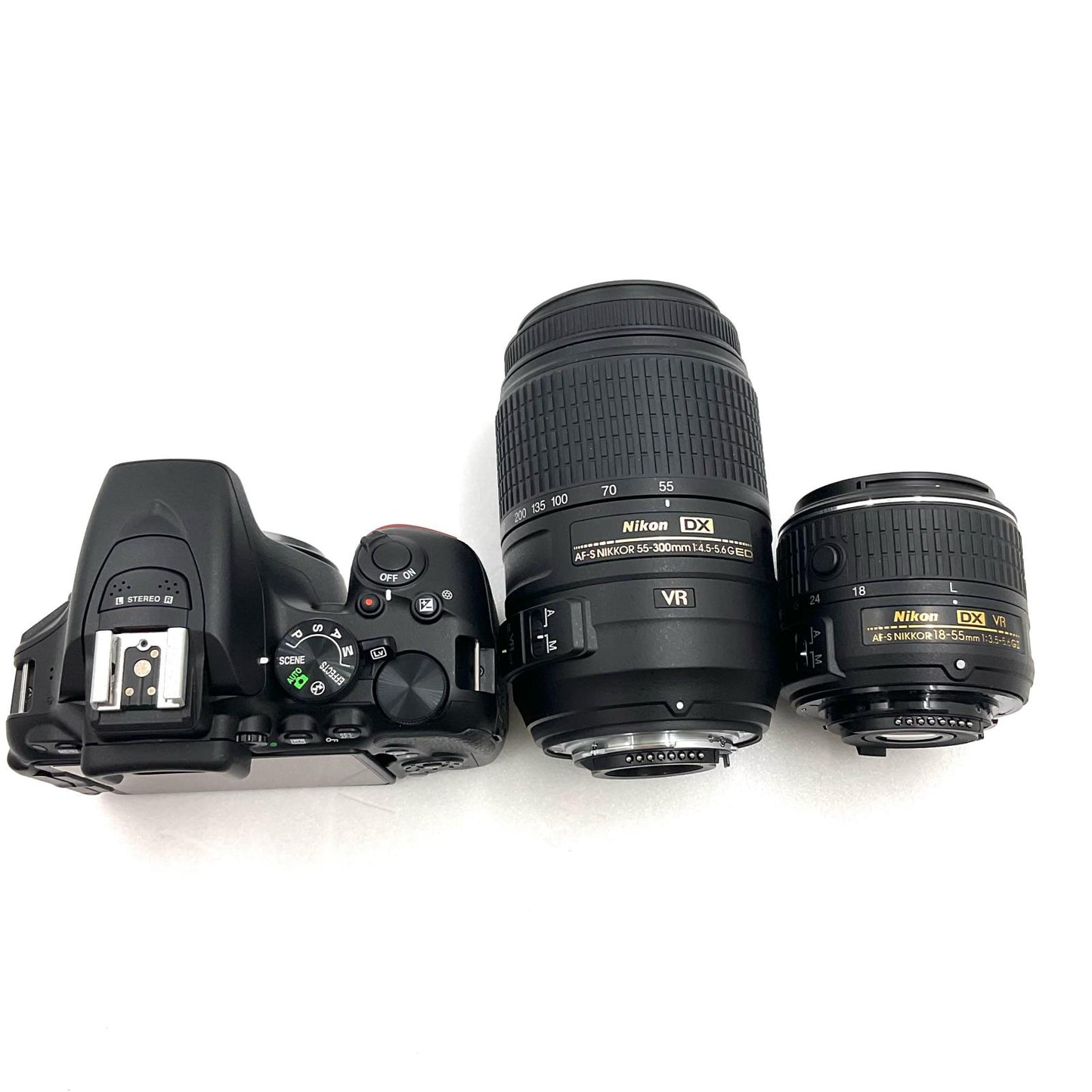 【全額返金保証】【最速発送】Nikon デジタル一眼 D5500 ダブルズームキット ブラック 美品 動作確認済