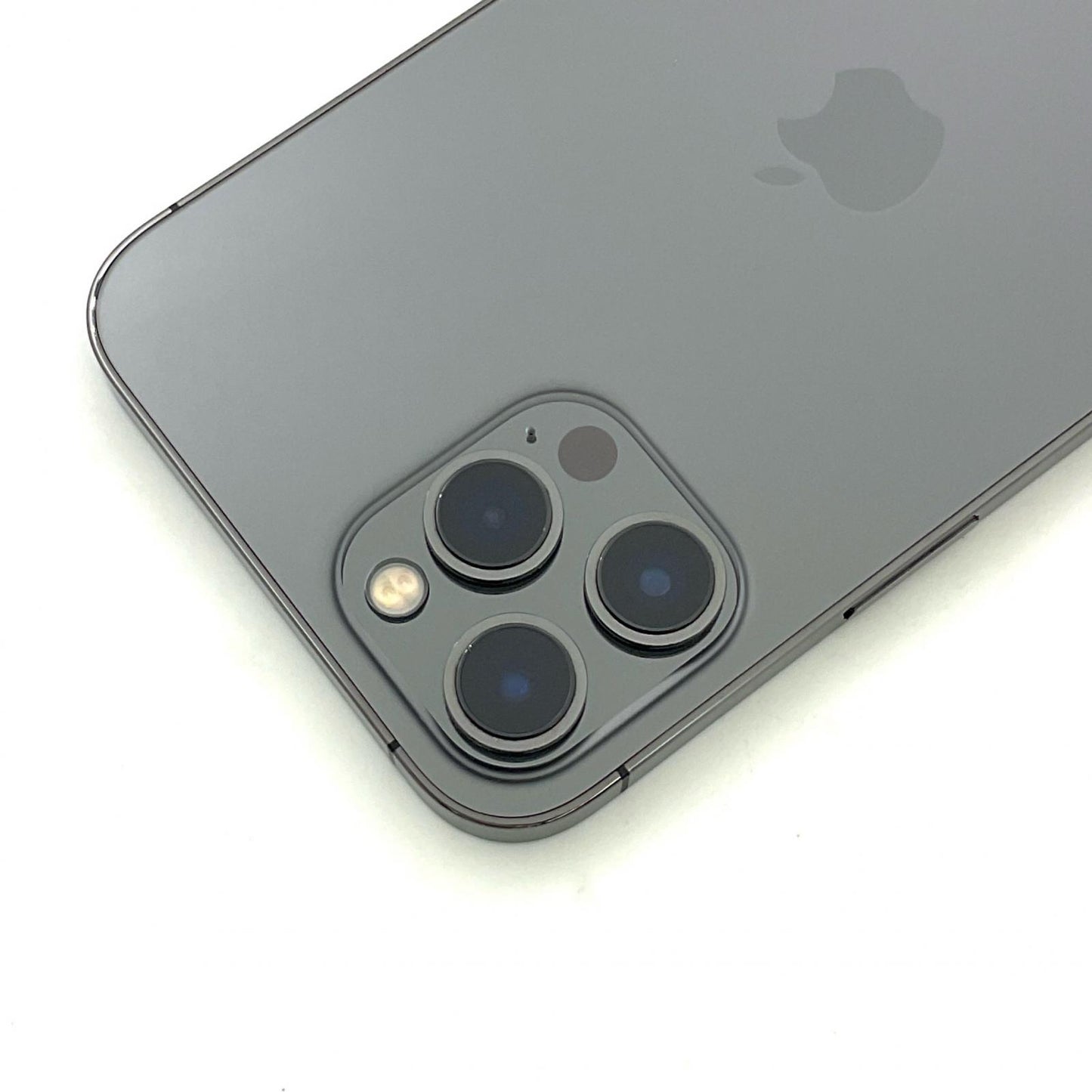【全額返金保証】【最速発送】Apple iPhone iPhone 12 Pro Max 256GB グラファイト au 白ロム 動作確認済 81%