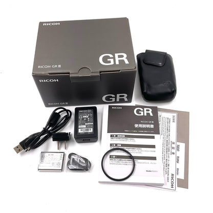 【全額返金保証】【最速発送】RICOH コンパクトデジタルカメラ GR III 美品 動作確認済