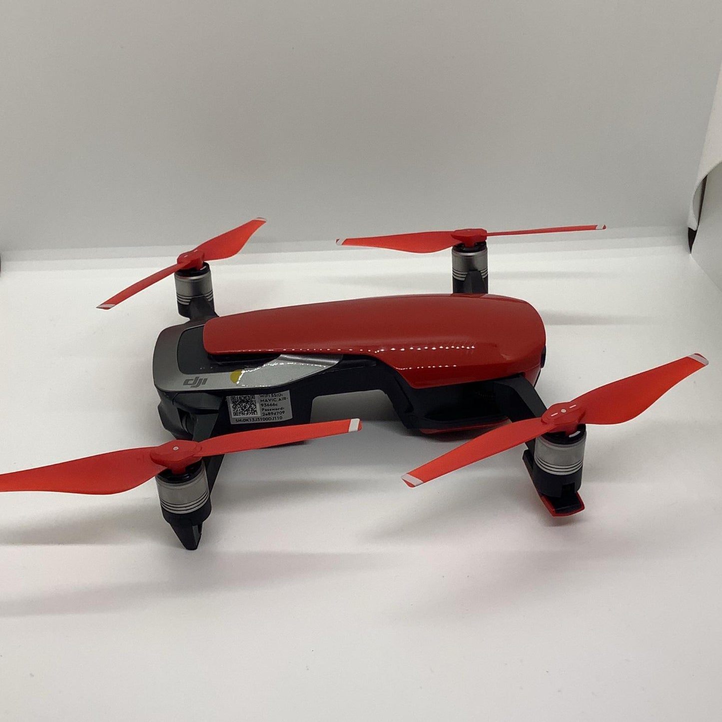 【全額返金保証】【最速発送】DJI Mavic Air [フレイムレッド] 動作確認済