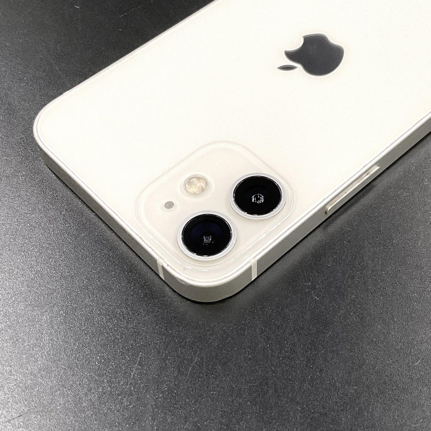 【全額返金保証】【最速発送】Apple iPhone iPhone 12 mini 128GB ホワイト Softbank 動作確認済 78%
