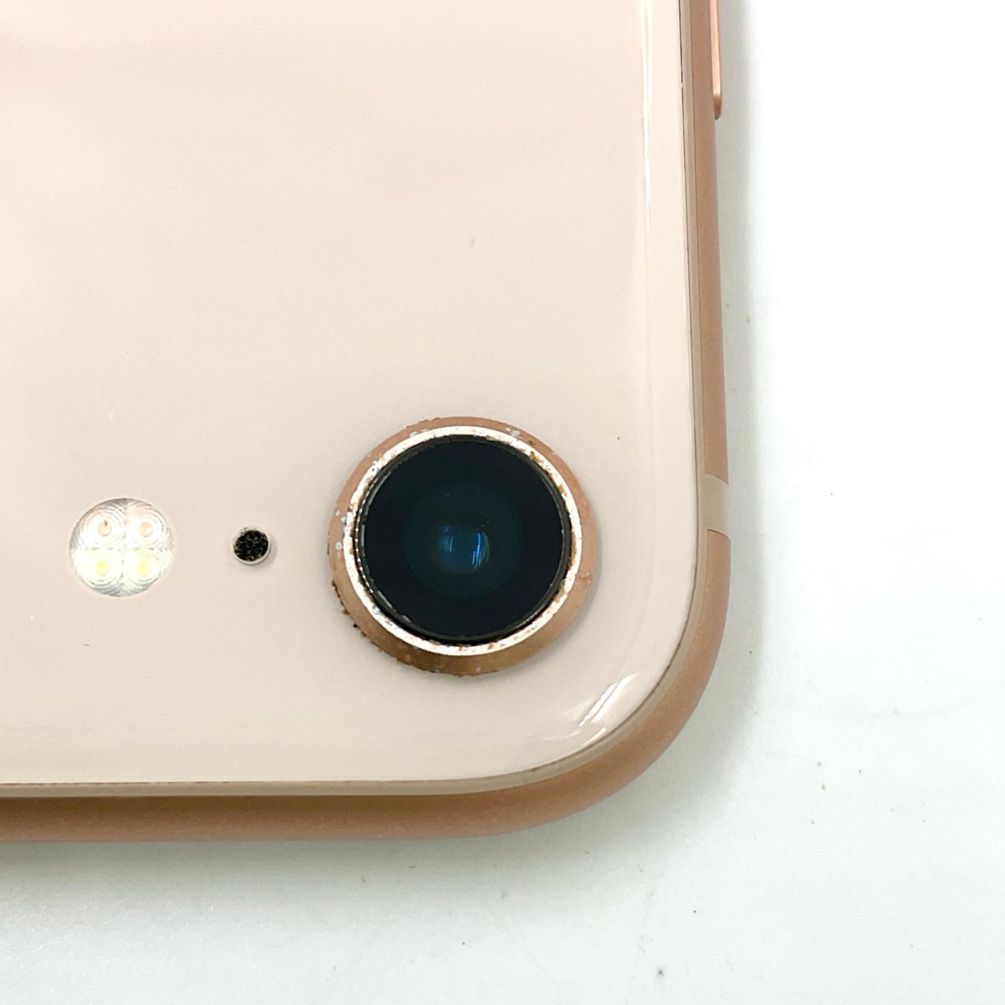 【全額返金保証】【最速発送】Apple iPhone iPhone 8 64GB ゴールド au 白ロム 動作確認済 87%