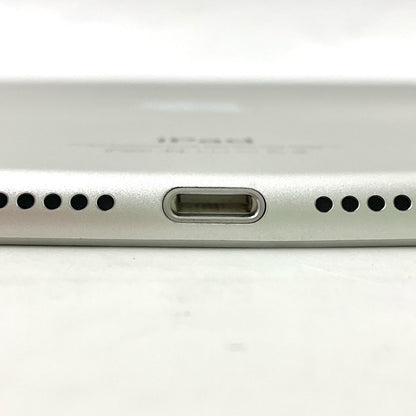 【最速発送】Apple iPad Air 9.7インチ 第2世代 32GB シルバー Wi-Fi【難有】