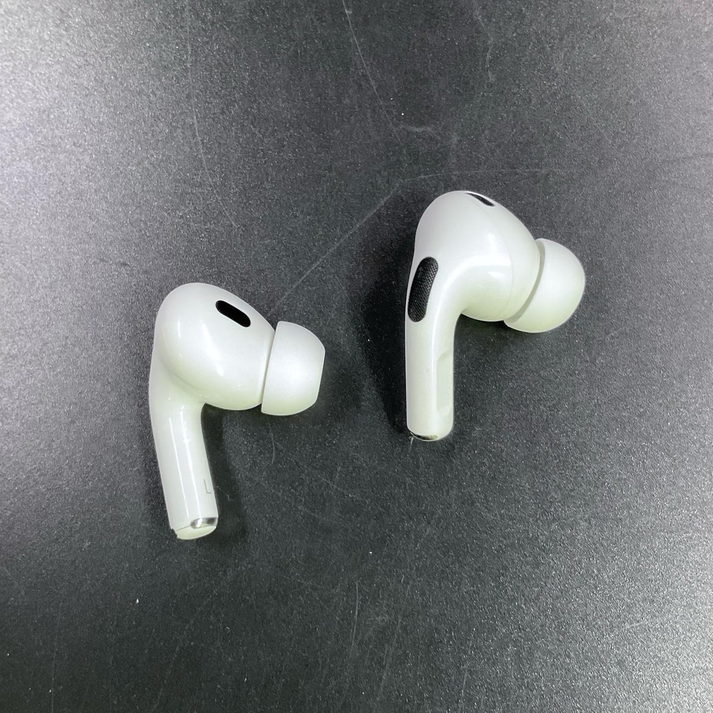 【全額返金保証】【最速発送】Apple AirPods Pro2（USB-C） 動作確認済
